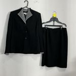 Womans LeSuit 2 Piece Jacket & Knee Length Skirt Black 8P Photo 0