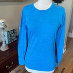 Under Armour  Heat Gear Lightweight Athletic Top Photo 3