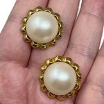 Vintage Unsigned Large Faux Pearl Gold Tone Post Earrings Classy Formal Holiday Photo 0