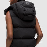 Lululemon  Wunderpuff Cropped Black Vest 600 down filled size 14 Photo 0