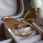 Glamwrist This is an elegant butterfly-shaped ring, Photo 2