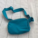 32 Degrees Heat 32 Degrees NWOT Blue Belt Bag Photo 3