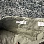 Loft  Women's Olive Cargo Shorts Size 2 Curvi Photo 2