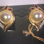 Crystaline Brand Lustrous Gold Tone and Faux Pearl Retro Boho Leaf Earrings Photo 0