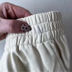 Steve Madden Fonda Vanilla Off White Faux Leather Shorts M NWT Photo 5