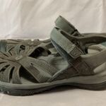 Keen Gray Sandals with Closed Toe and Adjustable Heel Strap women’s size 6.5 Photo 4