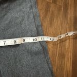 Aritzia TNA heather grey flare yoga pants loungewear size medium Gray Photo 4