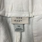 A New Day  Womens Linen Blend white shorts NWOT Size 14 Photo 1