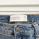 Abercrombie & Fitch Abercrombie Denim High‎ Rise Ripped Knee Distressed Mom Jeans Blue A&F Size 28 Photo 4