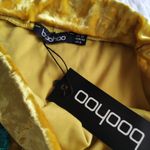 Boohoo embroidered  flowers patches velvet skirt Photo 5