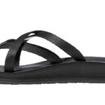 L.L.Bean Maine Isle IV Strappy Flip-Flops Photo 6