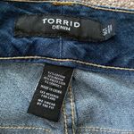 Torrid  Dark Wash Denim Jeggings SIZE 16T Photo 2