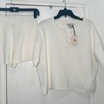 Sincerely Jules set shorts and top size M white Photo 0