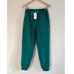 FIGS  High Waisted Uman Relaxed Jogger Scrub Pants in Hunter Green, Size Small Photo 9