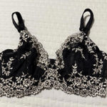 Wacoal  34DD Embrace Lace Black & White Floral Bra Underwire Unlined 65191 Photo 0