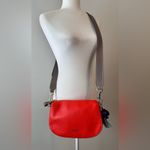 Kate Spade Anyday Medium Pebbled Leather Crossbody Bag Bright Coral EUC Photo 2