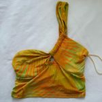 Bershka  Asymmetric Tie Front Crop Top in Tropical Floral  Photo 2