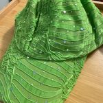 Woman’s lime green with silver sequence hat one size Photo 3