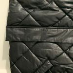 Cropped Puffer Vest Black Size L Photo 1