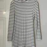 Vineyard Vines Simple Turtleneck Dress in Marshmallow Size Medium Striped Photo 0