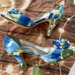 Bloom Vibrant Blue and Green Floral Heels Size 9 Photo 2