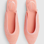 Vivaia Iris Pointed Photo 0