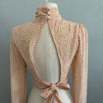 Blush Boutique Open Back Top Size Small Long Sleeve Photo 4