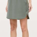 Lululemon On The Fly Skirt Pockets Cinch Waist Travel Womens Size 6 Grey Sage Photo 0