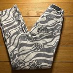 PacSun  butterfly dad jeans gray and white 25 Photo 9