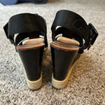 Coach Gorgeous  Sandals, 6.5B, EEUC Photo 3