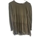 American Eagle Women's Size XS Olive Green Tiered Babydoll Top Green Photo 1