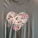 Realtree  Women Outfitters Antler Heart Short Sleeve T-shirt loose fit size med Photo 1