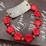 Handmade  Red Daisy Floral Stretch Bracelet • Vintage Parts Boho Retro Photo 4