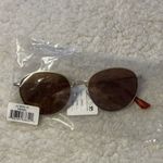 joe's jeans Joe’s Jeans Round Pearl Sunglasses NWT Photo 3