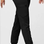 FIGS Women’s High Waisted Zamora Jogger Scrub Pants Pull On in Black MT Photo 1
