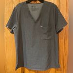 FIGS SCRUBS Graphite Gray Catarina One-Pocket Scrub Top Size Medium Photo 3