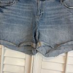Old Navy   Mid Rise Boyfriend Denim Shorts‎ Size 22 Photo 3