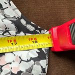 Ellie  Black White Pink Floral Sleeveless Front Ruffle Blouse Sz S Sleeve… Photo 9