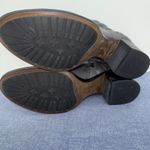 Clarks  Movie Retro Quilted Leather Side Zip Ankle Boots Block Heel Gray Sz 9.5 Photo 4