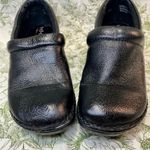 BOC Born Concepts Women's Black Leather Clogs Shoes Size 8 Comfort Photo 6