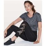 Lululemon Motionful 7/8 Tight 25" size 6 Photo 3