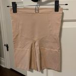 Spanx On Core Mid Thigh Short Soft Nude Medium Photo 4