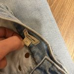 Madewell  Sz 26 Mid-Rise Classic Straight Jeans Wellingford Wash Knee Rip Edition Photo 7