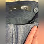 Loft Textured Fabric High Waist Skinny Pants. Size-00 Petite Photo 4