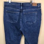 Madewell  Women’s The Perfect Vintage Straight Jean Medium Wash Denim Jeans Photo 7