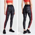 Ultracor Nwot Camo collegiate leggings size small Photo 1