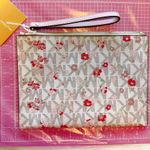 Michael Kors NWT $158 JET SET CHARM XL ZIP WRISTLET 9.5*7 inches pink/coral Photo 2