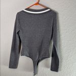 Lovers + Friends  Ribbed V Neck Knit Top Gray Contrast Trim Size M Photo 6