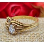 Cute Gold Tone Fashion Cocktail Ring Clear Crystals Size 7.5 Photo 3