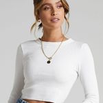 Abrand Long Sleeved Tee Size XL Photo 0